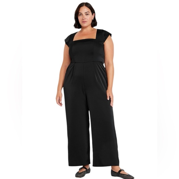 NWT Old Navy Fit & Flare Velvet
Jumpsuit Size 3X Rave Witchy Whimsigoth Whimsy - Picture 4 of 13